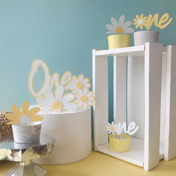 Pinfliers Daisy theme paper one cake topper & 6 cucpake toppers for 1st birthday party for girls, 1 piece, white & yellow